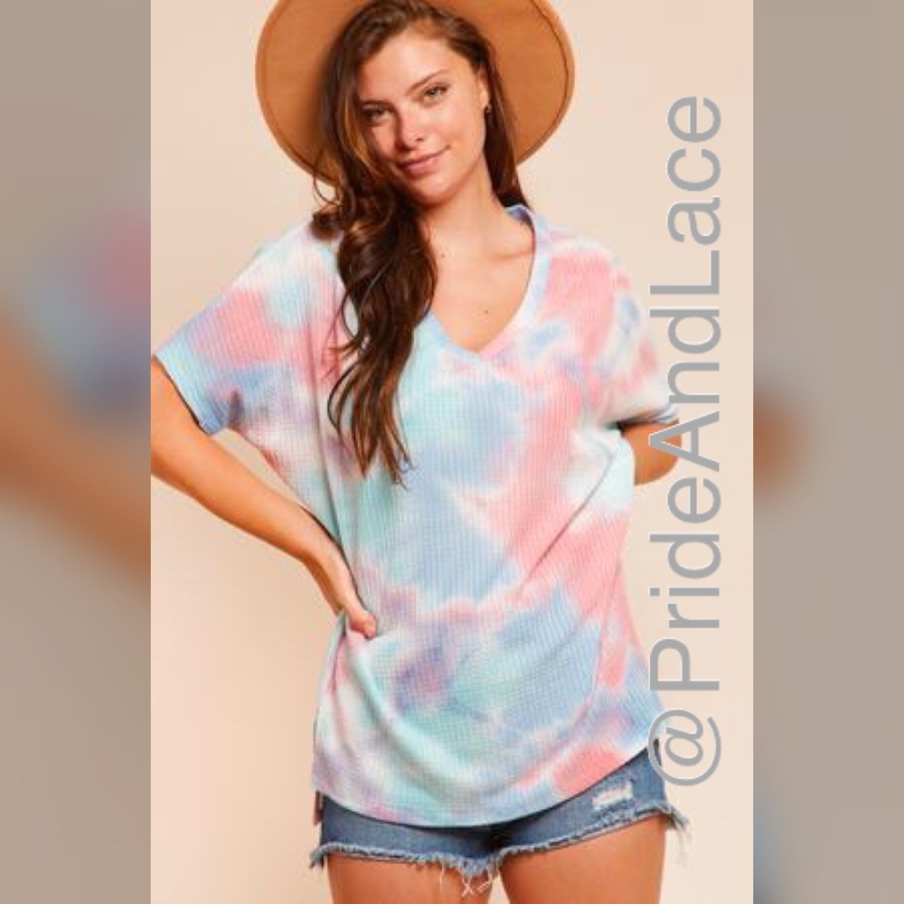 LAST 1️⃣ 💕Aqua & Pink Thermal Tie Dye Tunic💕